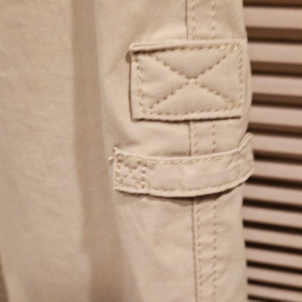 Duluth Trading Co Dry on the Fly Cargo Pants Womens 6x33 Tan Hiking Stretch - Picture 3 of 8